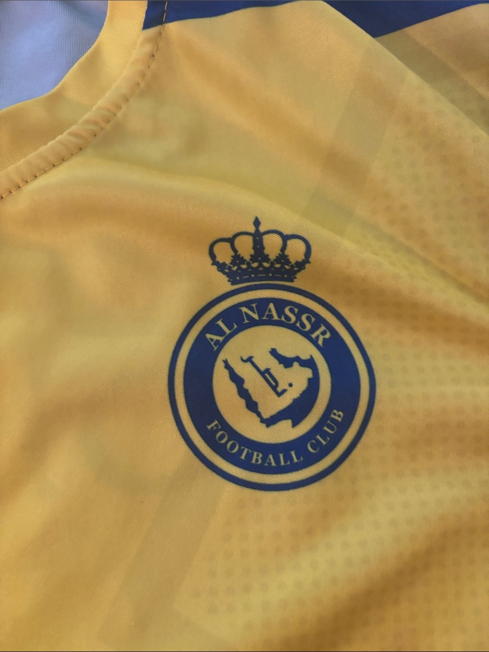 Al Nassar FC, Ronaldo #7 Yellow and Navy Soccer Jersey, boys (8-10 yrs) - Picture 3 of 5